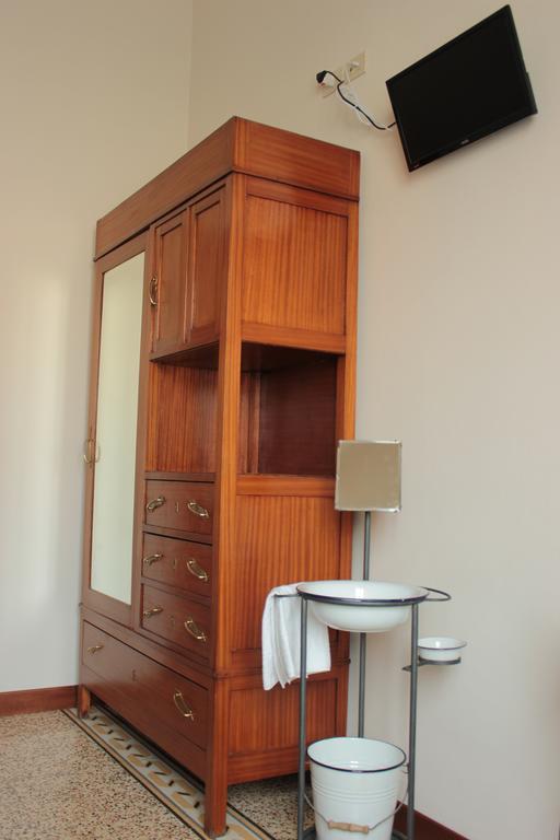 My Room Center San Salvi Florence Bilik gambar